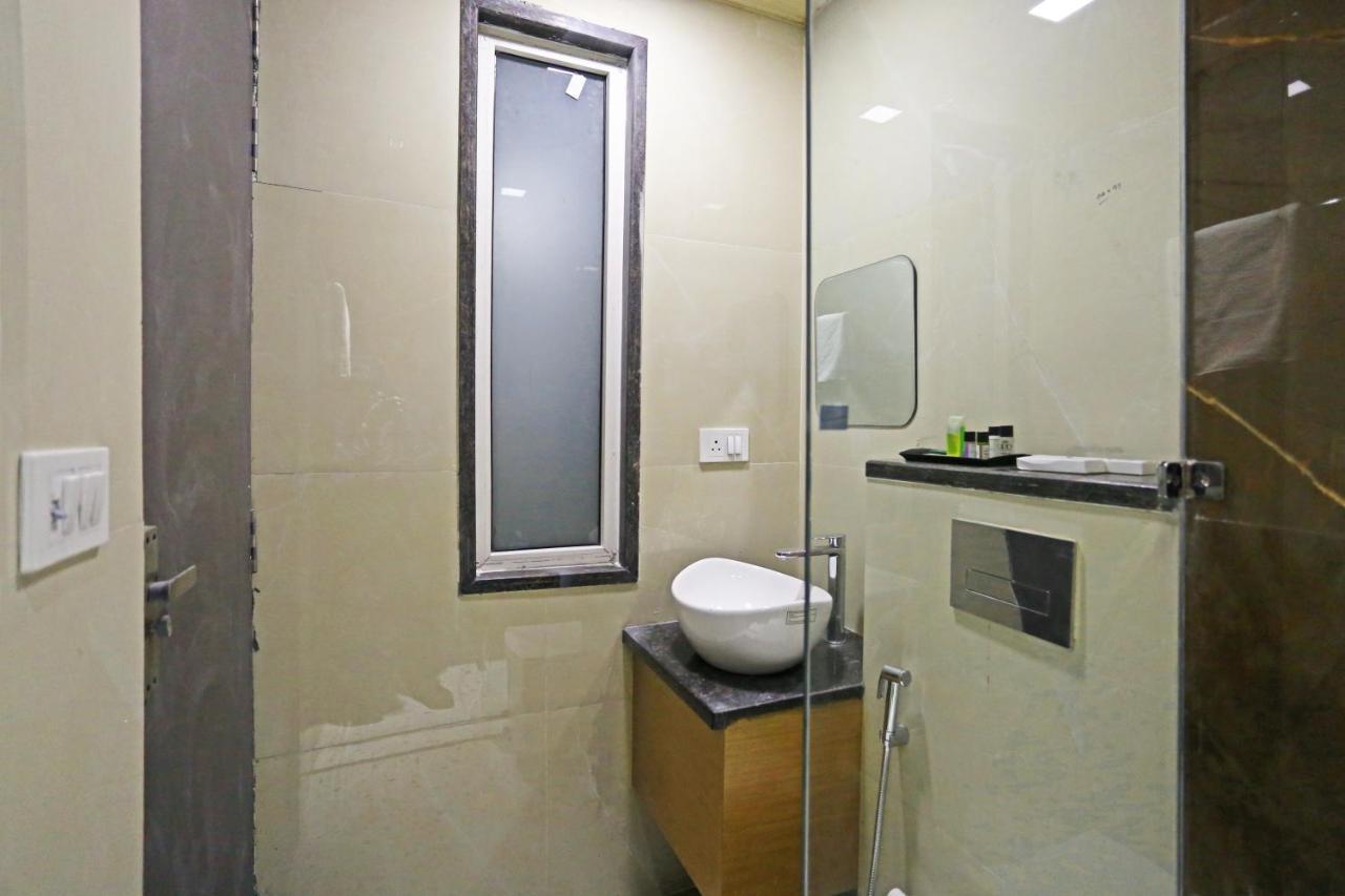 Hotel Apple Villa - Near Delhi Airport With Free Airport Transsfer Nueva Delhi Exterior foto