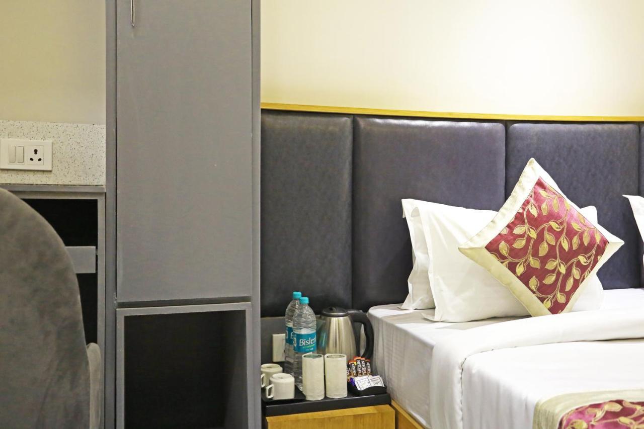 Hotel Apple Villa - Near Delhi Airport With Free Airport Transsfer Nueva Delhi Exterior foto