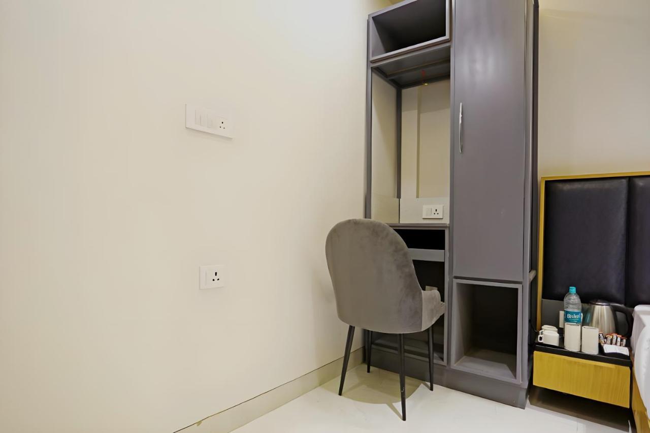 Hotel Apple Villa - Near Delhi Airport With Free Airport Transsfer Nueva Delhi Exterior foto