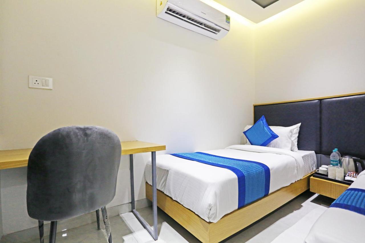 Hotel Apple Villa - Near Delhi Airport With Free Airport Transsfer Nueva Delhi Exterior foto